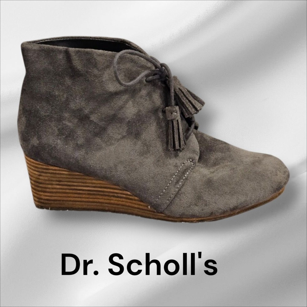 Dr. Scholl's SZ 8 Dakota Gray 2.25" Wedge Closed Almond Toe Tassel Laces Bootie